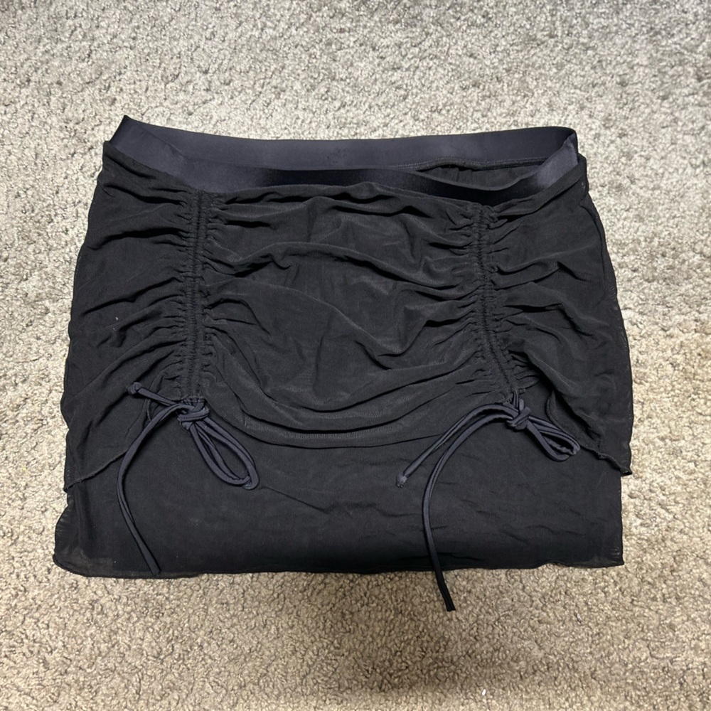 Elegant Black Ruched Skirt